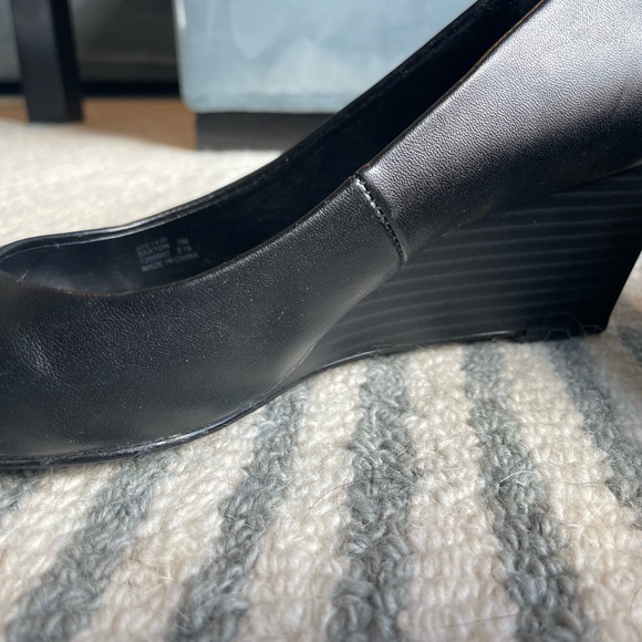 Calvin Klein Black Saxton Wedge - Picture 6 of 9